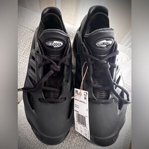 UNISEX- Adidas CLIMACOOL Lightweight Athletic-Stylish Shoes